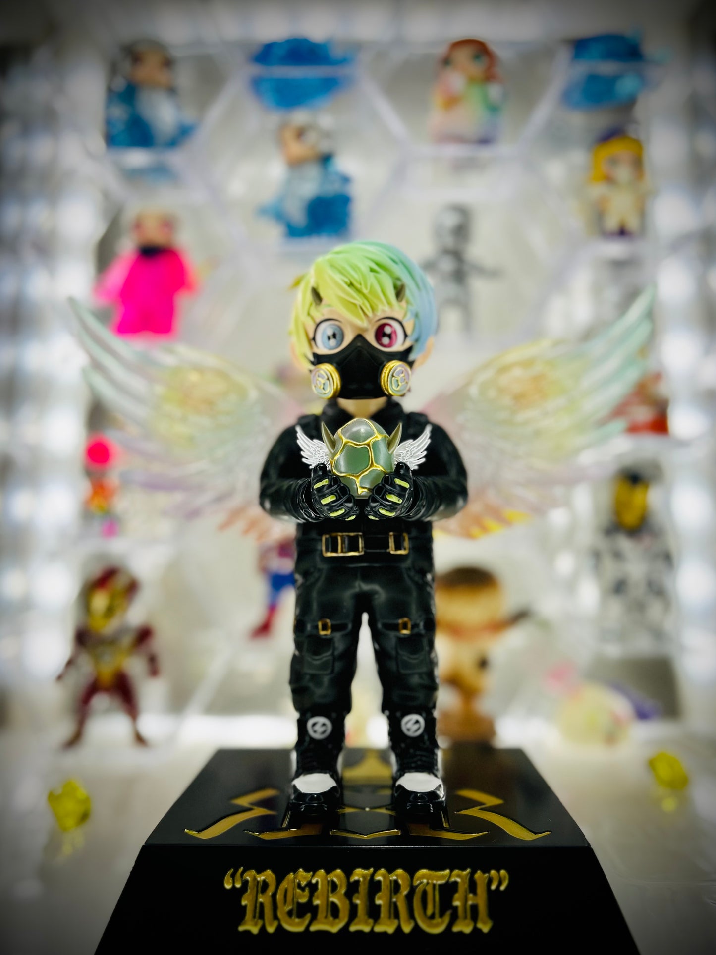 MIKA : REBIRTH SCULPTURE