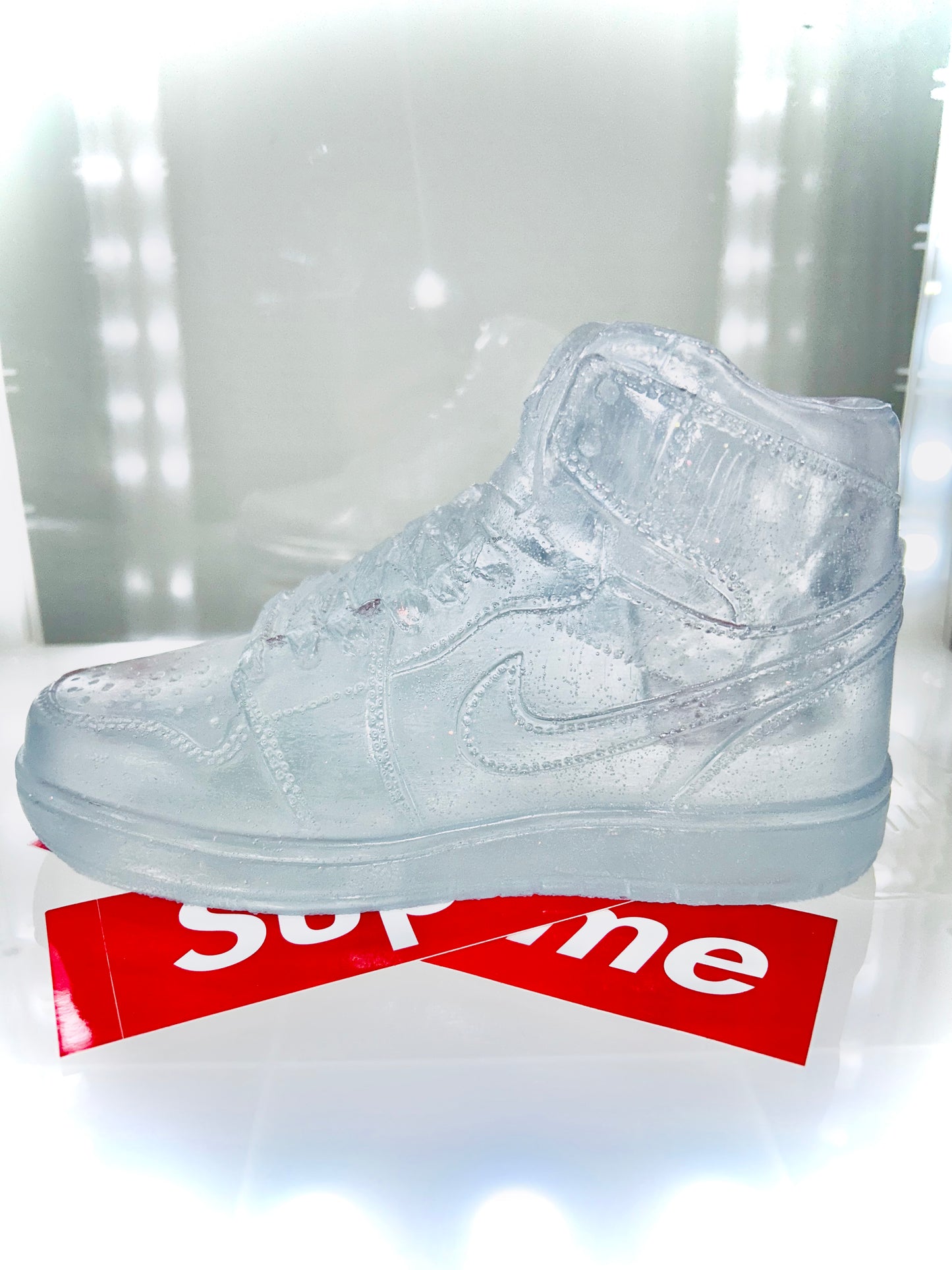 (SOLD OUT)