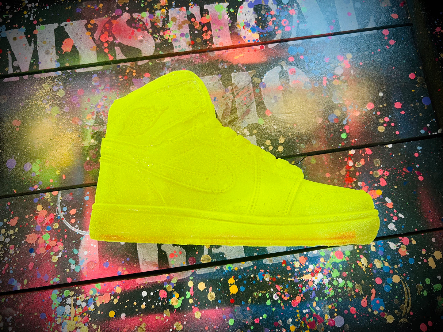 (SOLD OUT)