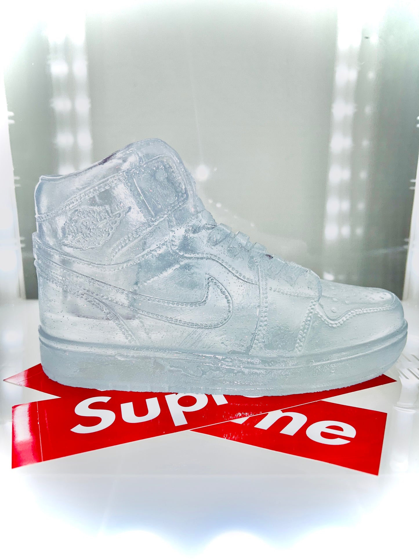 (SOLD OUT)