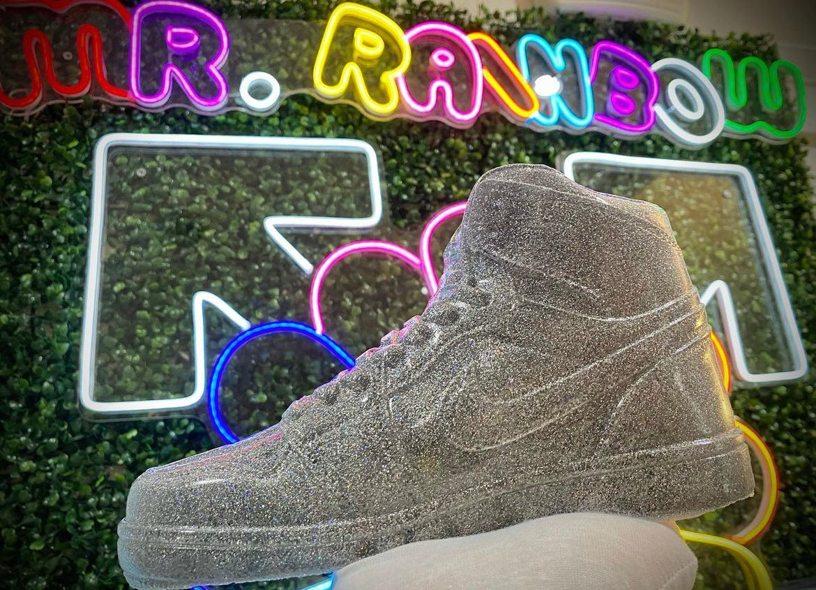 (SOLD OUT)